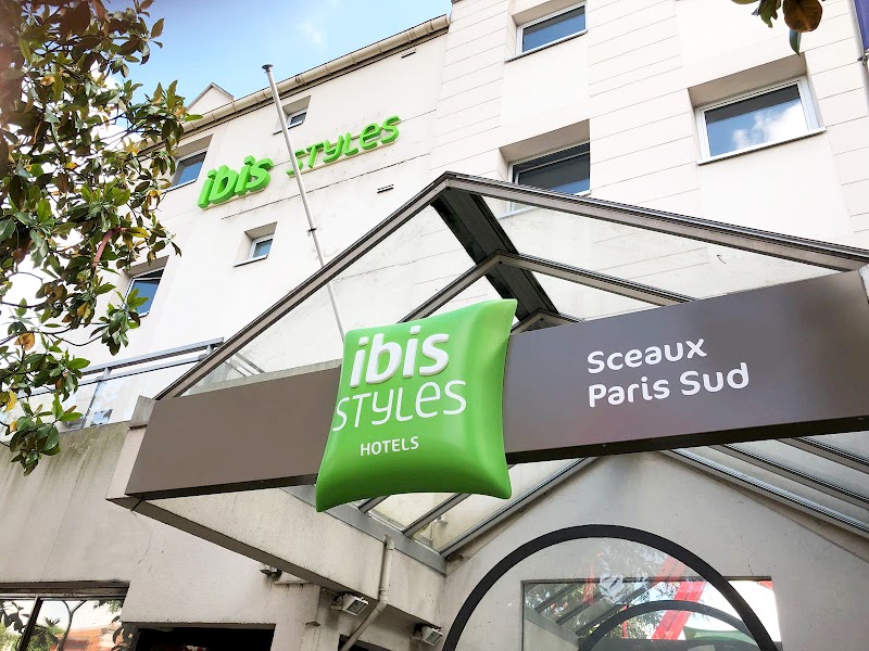 Hotel Colbert Sceaux in Sceaux, France