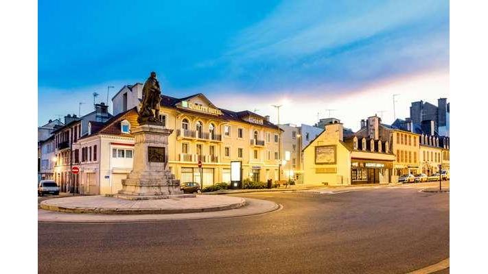 Hotel Continental in Pau, France