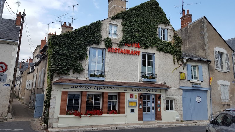 Hotel Cote Loire Auberge Ligerienne in Blois, France