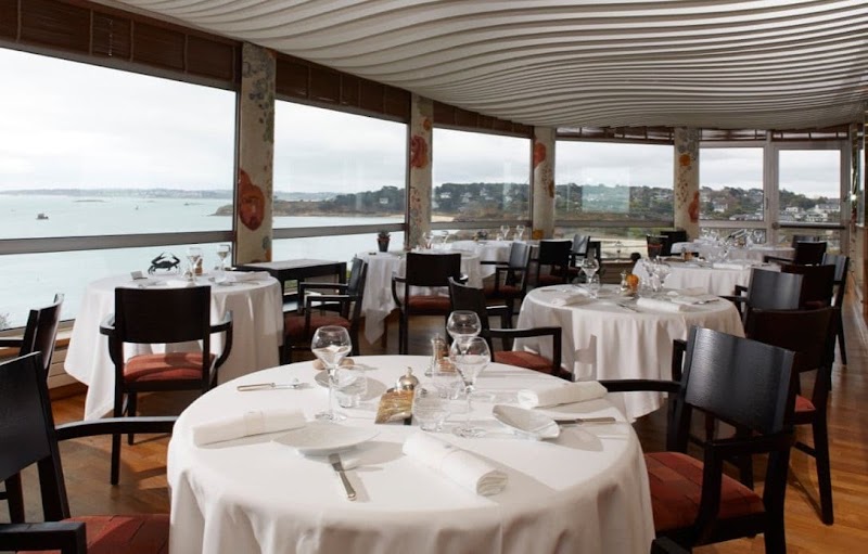 Hotel De Carantec in Morlaix, France