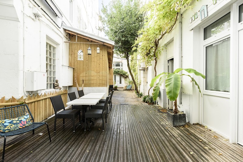Hotel De France in Rochefort, France