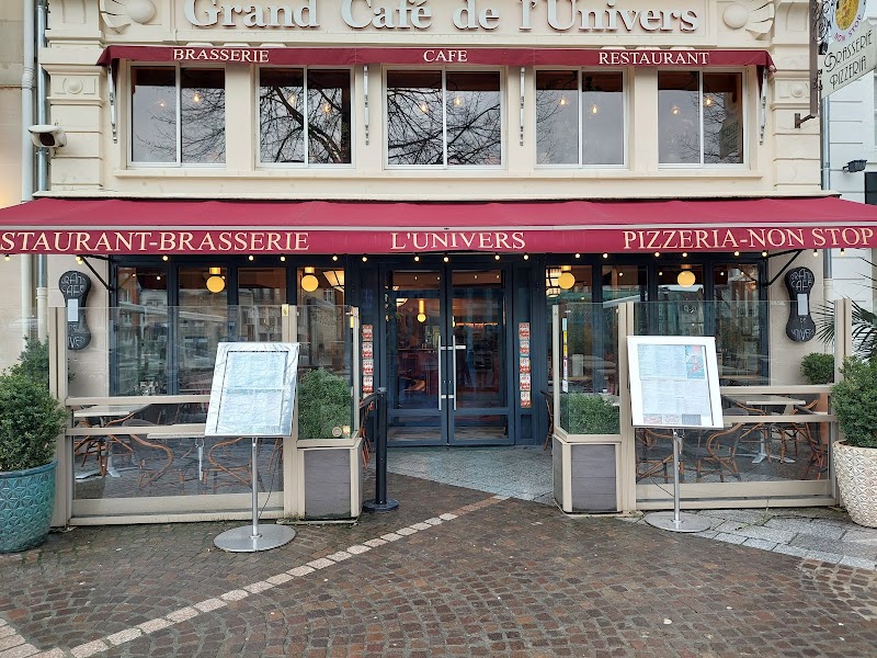 Hotel De L’Univers in Saint-Quentin, France