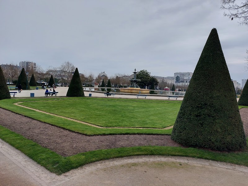 Hotel Des Plantes in Angers, France
