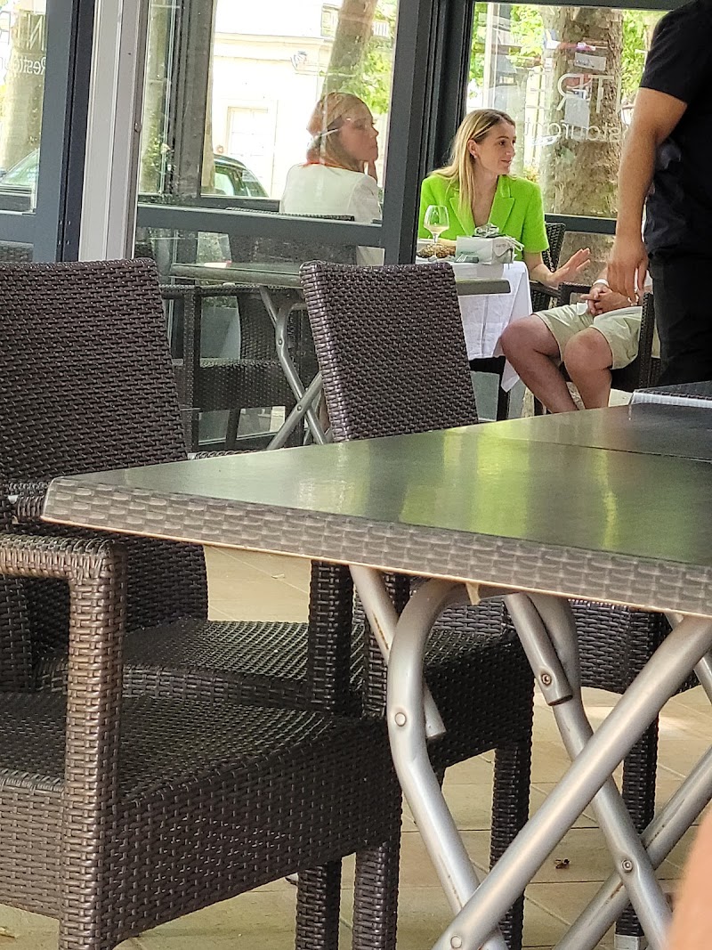 Hotel Du Centre Et Du Lauragais in Castelnaudary, France