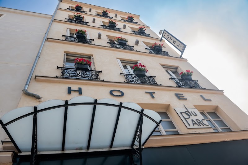 Hotel Du Parc in Issy-les-Moulineaux, France