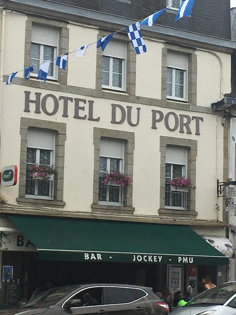 Hotel Du Port in Concarneau, France