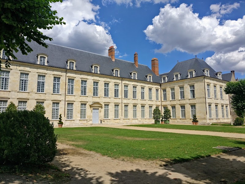 Hôtel Dupanloup in Orleans, France