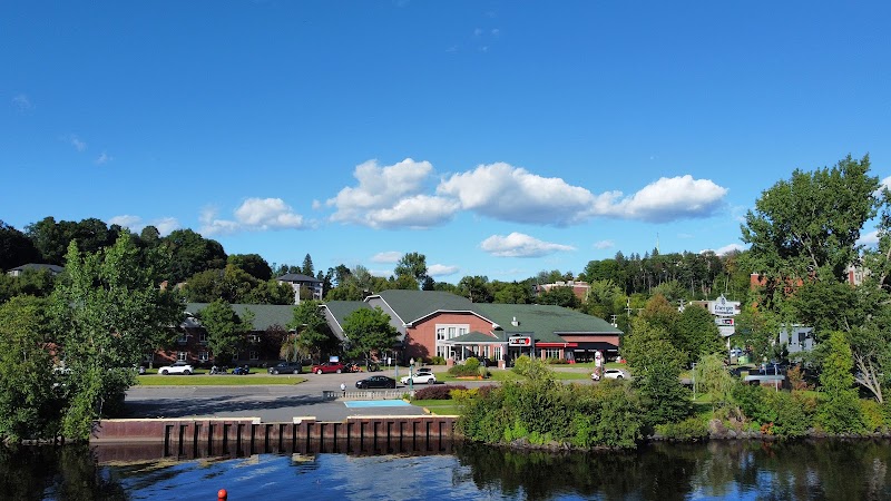Hôtel Énergie Shawinigan in Shawinigan, Canada