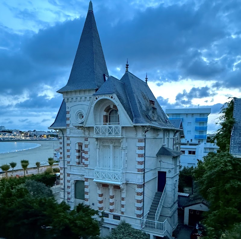 Hotel Family Golf in Royan, France