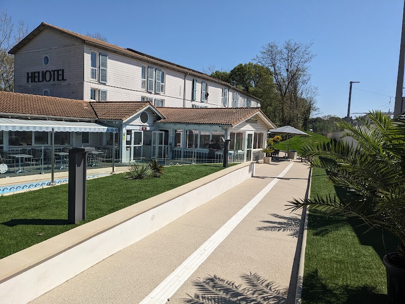Hotel Heliotel in Montauban, France