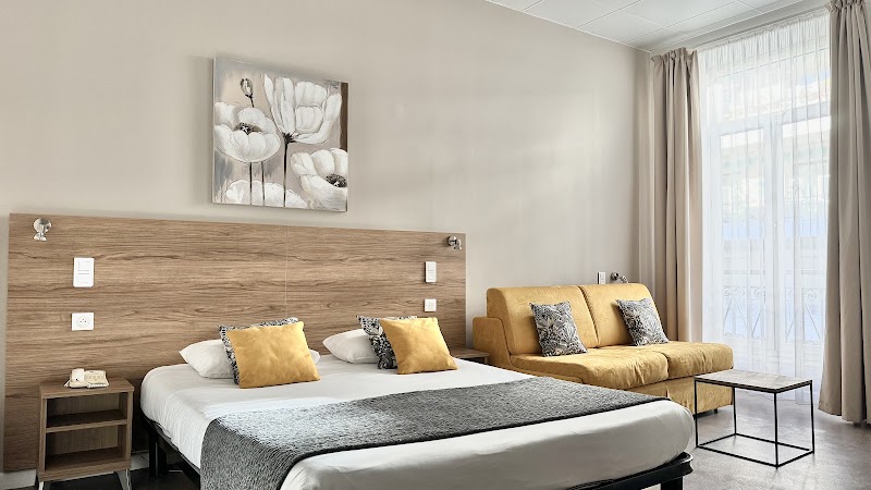 Hotel Helvetique in Nice, France