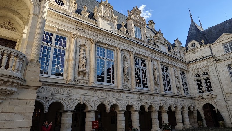 Hotel Henri IV in La Rochelle, France