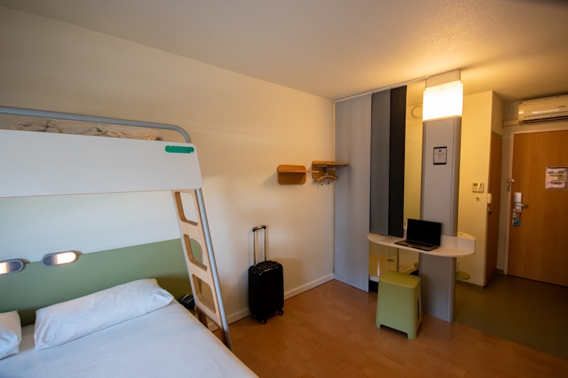 Hotel Ibis Budget Nimes Centre Gare in Nimes, France