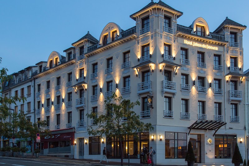 Hotel Jehan de Beauce in Chartres, France