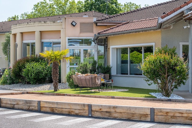 Hotel Kyriad Lyon Est Bron Eurexpo Le Cottage in Bron, France