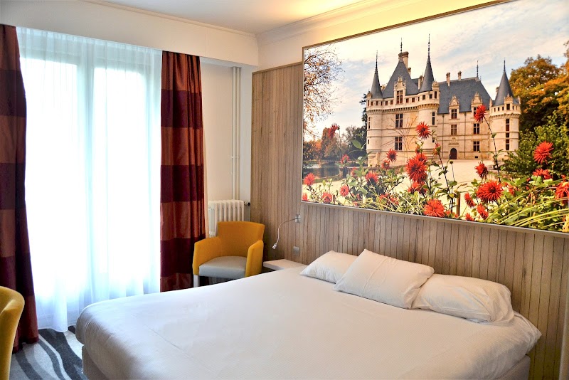 Hotel Kyriad Tours Centre in Tours, France