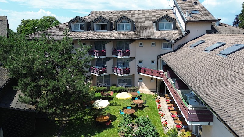 Hotel L'Arc-En-Ciel in Thonon-les-Bains, France