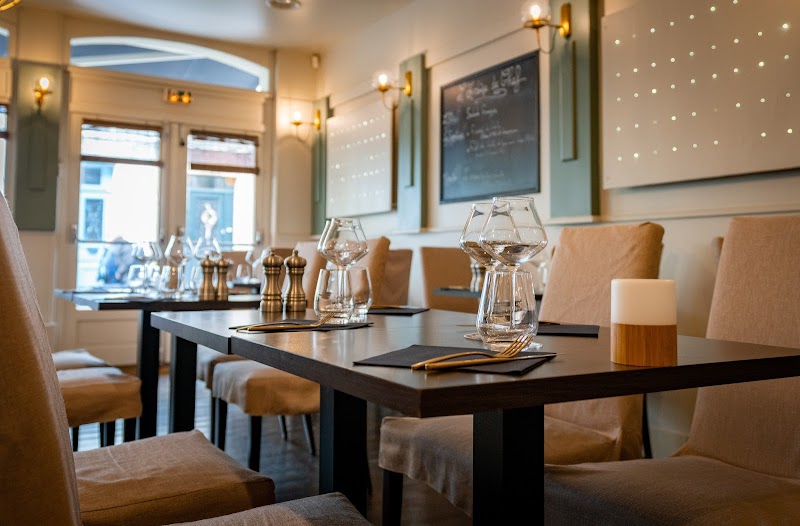 Hotel L'Industrie in Saint-Omer, France