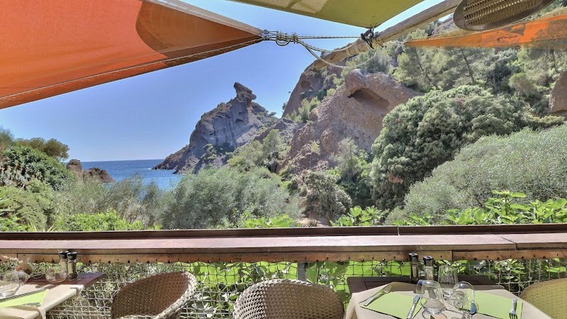 Hotel La Calanque in La Ciotat, France