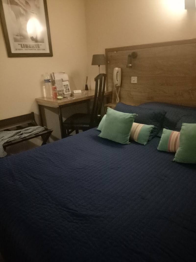 Hotel La Chope in Cambrai, France