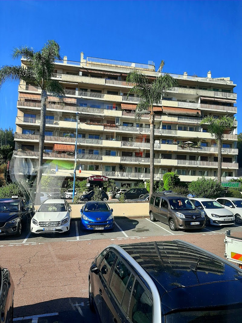 Hotel La Cle du Sud in Le Cannet, France