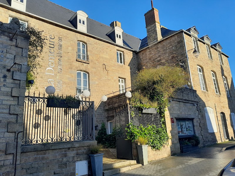 Hotel La Demeure in Saint-Brieuc, France