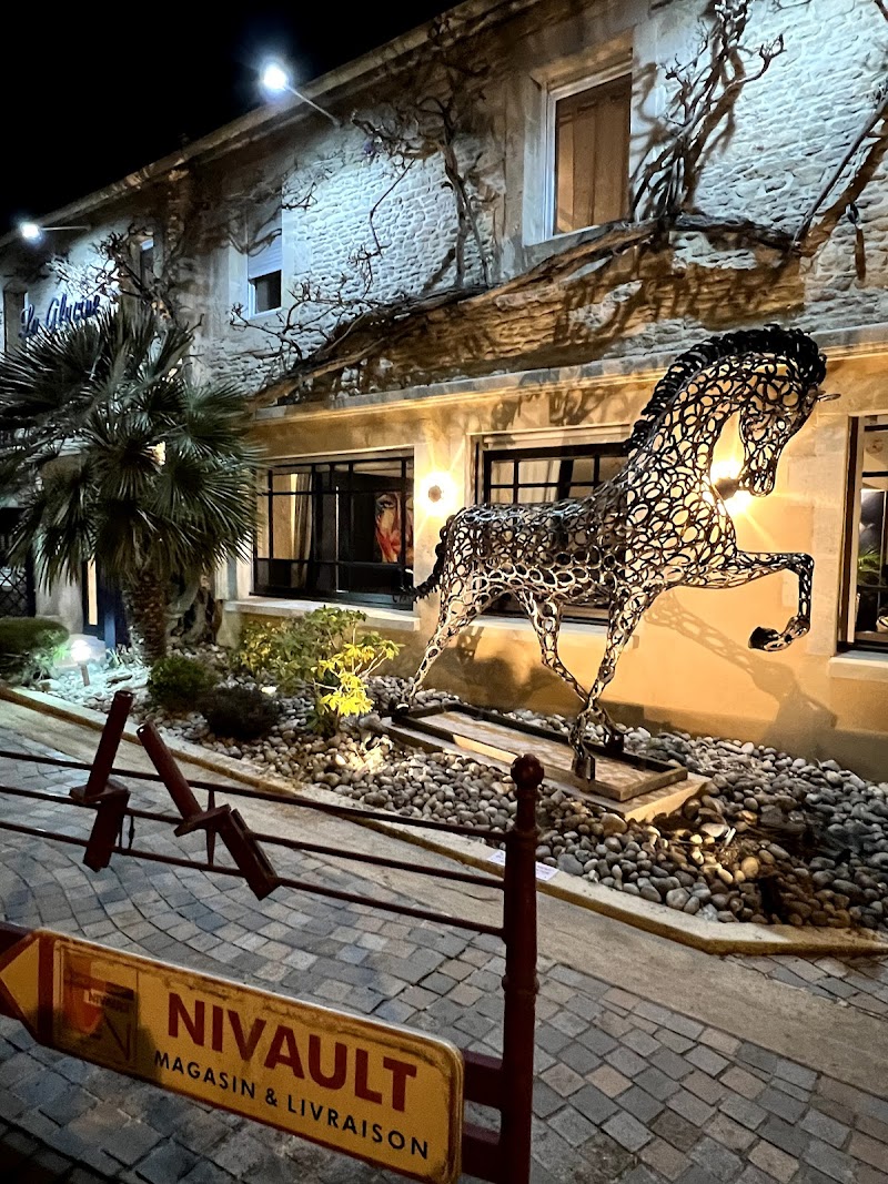 Hotel La Glycine in Ouistreham, France
