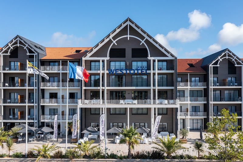 Hotel La Playa in Pornic, France
