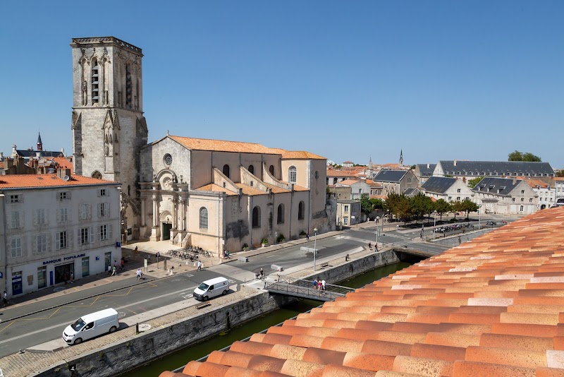 Hotel La Tour de Nesle in La Rochelle, France