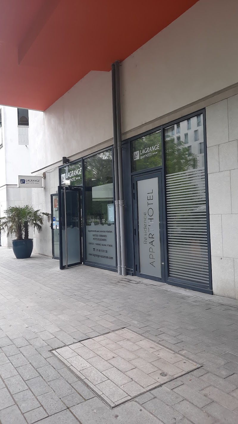 Hotel Lagrange Apart’Hotel Paris/Boulogne in Boulogne-Billancourt, France