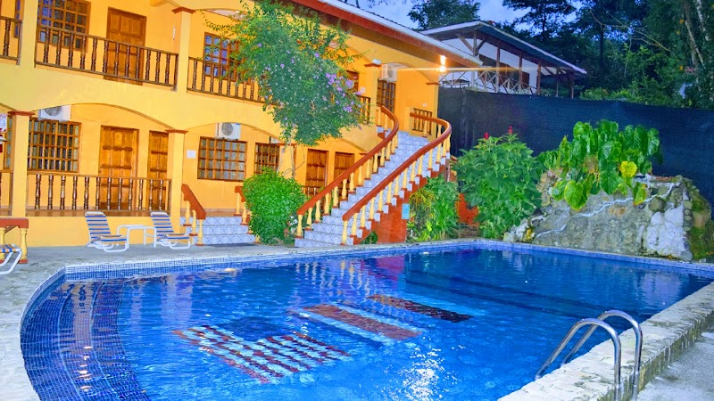 Hotel Las Tres Banderas in Quepos, Costa Rica