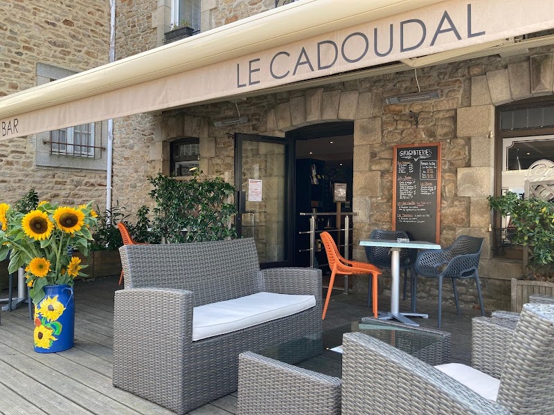 Hotel Le Cadoudal in Auray, France
