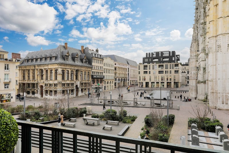 Hotel Le Cardinal in Rouen, France