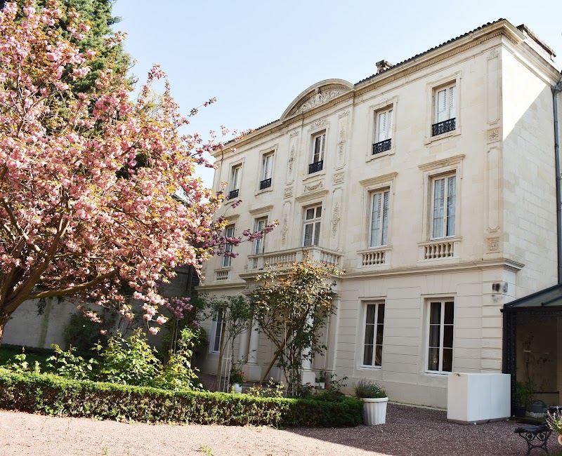 Hotel Le Champlain in La Rochelle, France