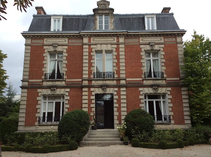 Hotel Le Clos Raymi in Epernay, France