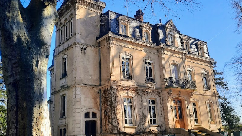 Hotel Le Clos des Tourelles in Paray-le-Monial, France