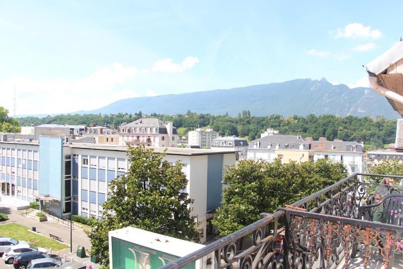 Hotel Le Colibri in Aix-les-Bains, France