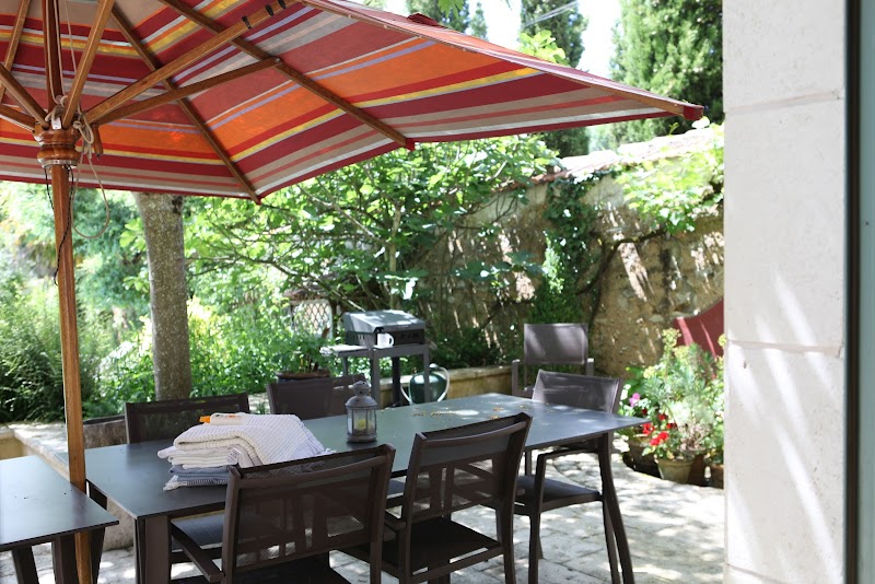 Hotel Le Cours du Clain in Poitiers, France