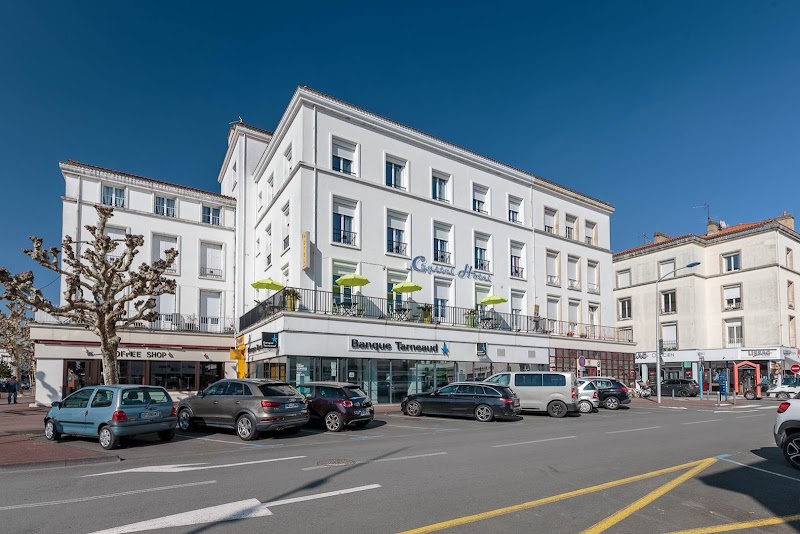 Hotel Le Crystal in Royan, France