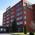 Hôtel Le Dauphin Montréal-Longueuil