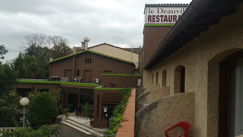Hotel Le Deauville in Blagnac, France