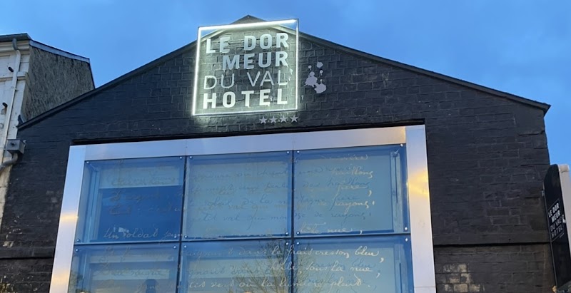 Hotel Le Dormeur du Val in Charleville-Mezieres, France