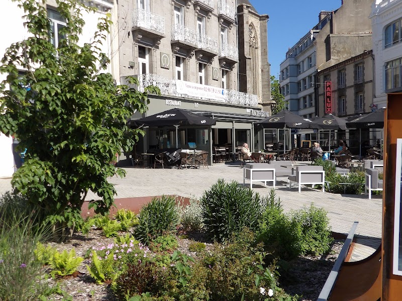 Hotel Le Duguesclin in Saint-Brieuc, France