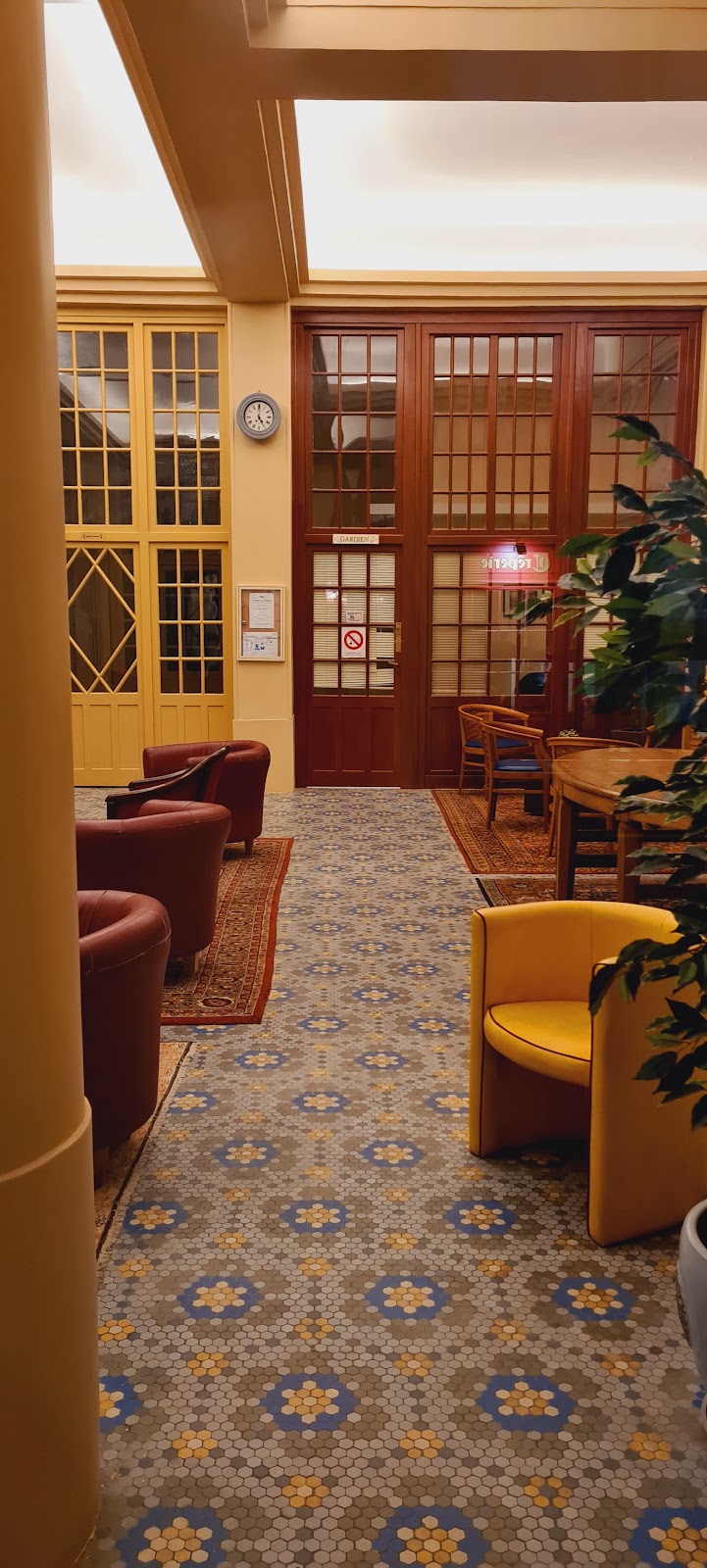 Hotel Le Gallic in Dinard, France