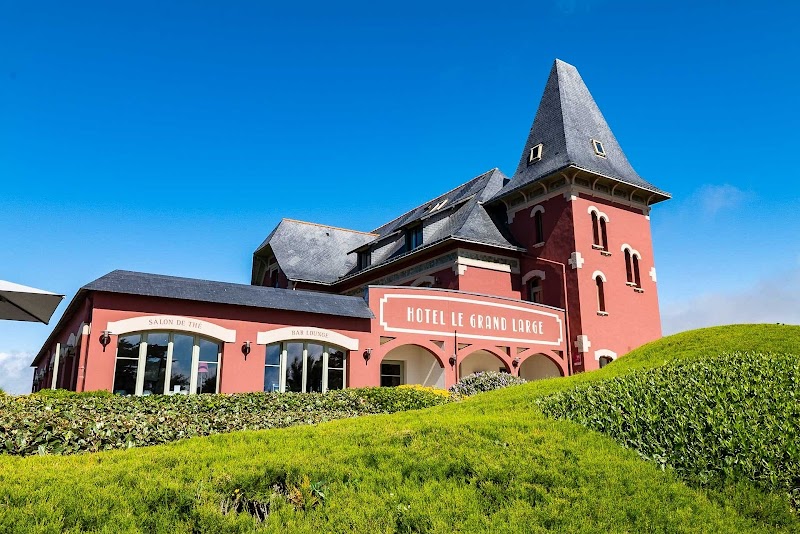 Hotel Le Grand Large in Cherbourg, France