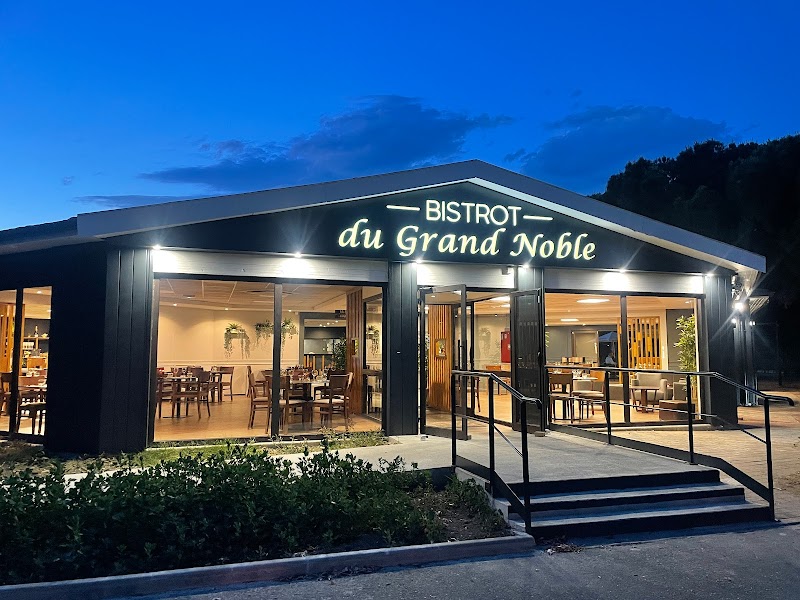Hotel Le Grand Noble in Blagnac, France