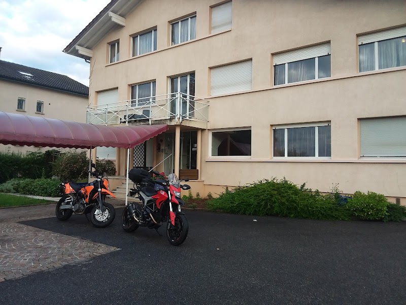 Hôtel Le Jura in Divonne-les-Bains, France