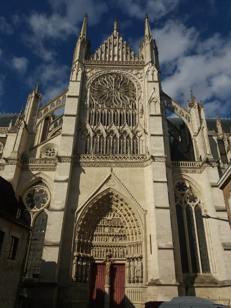 Hôtel Le Kiosque in Amiens, France