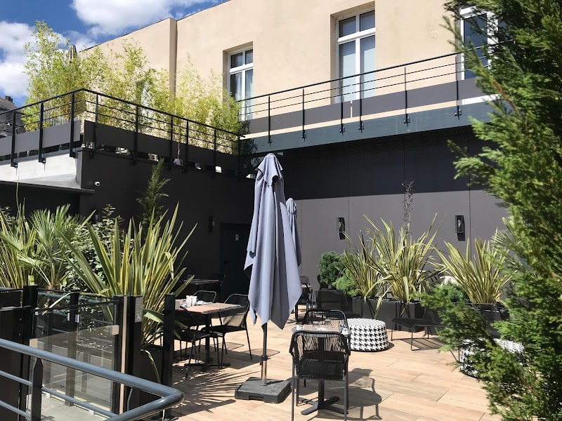 Hotel Le Londres in Saumur, France