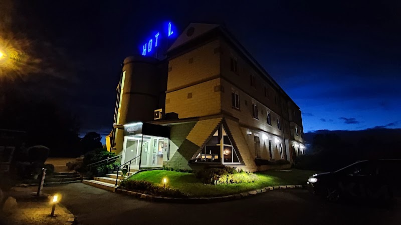 Hotel Le Manoir in Carvin, France